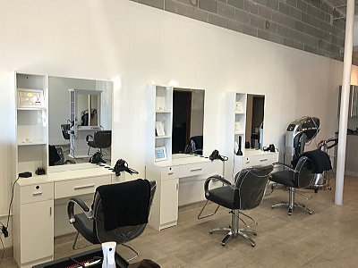 Arukas Hair 店内